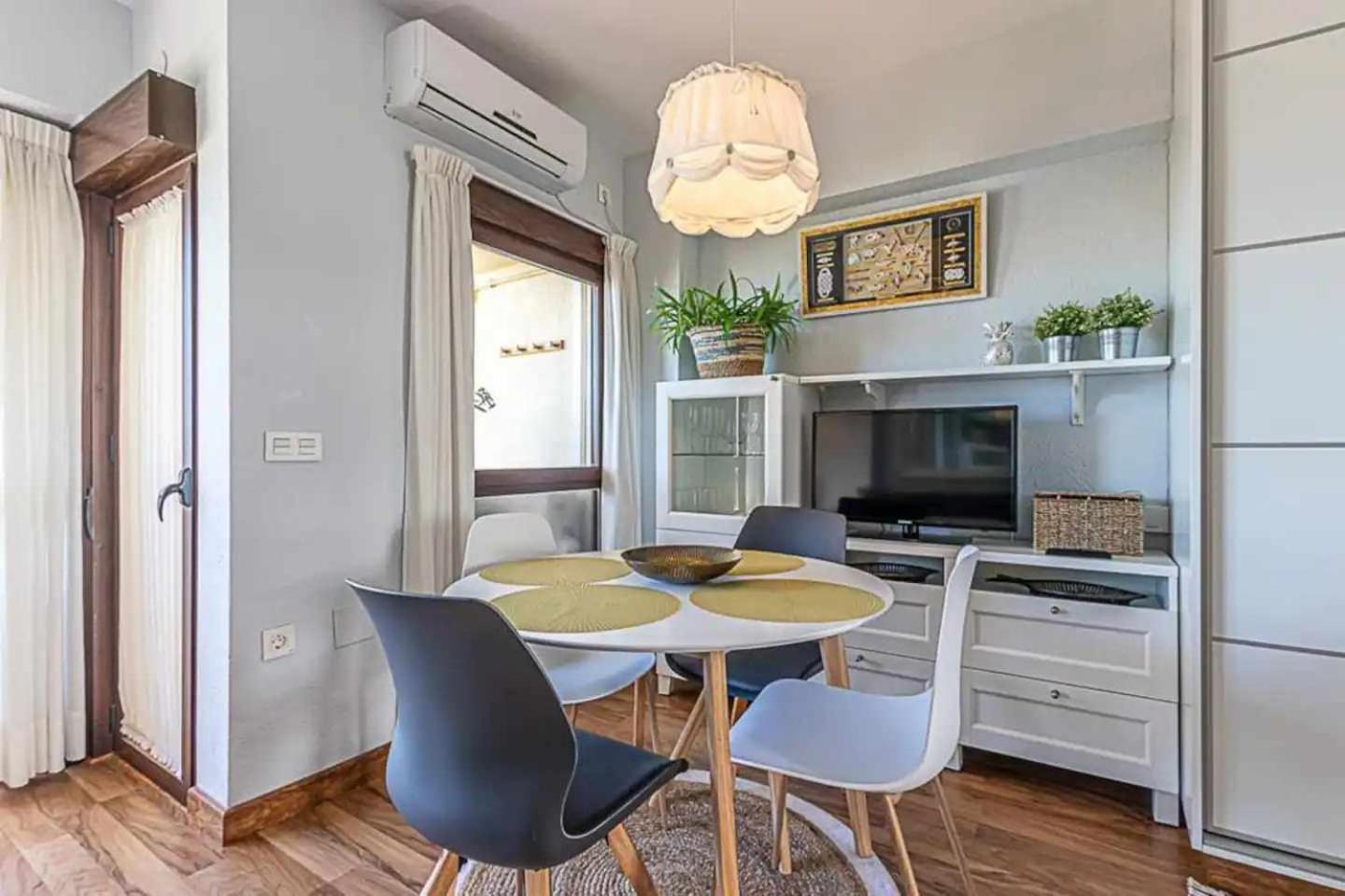 Encantador Apartamento En Primera Linea De Playa Benalmadena Ngoại thất bức ảnh